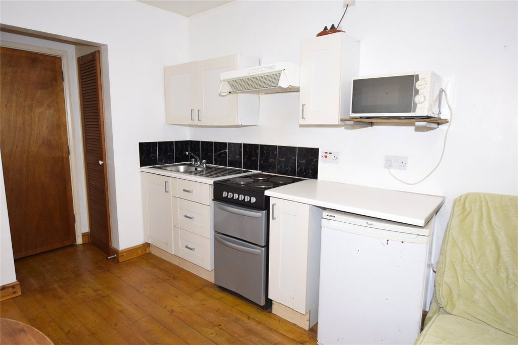 Property photo 2 of 7 Picture 2