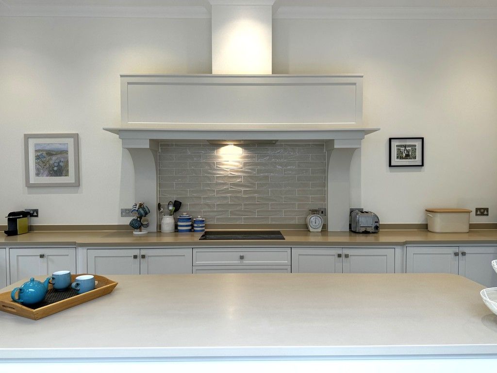 Property photo 2 of 24