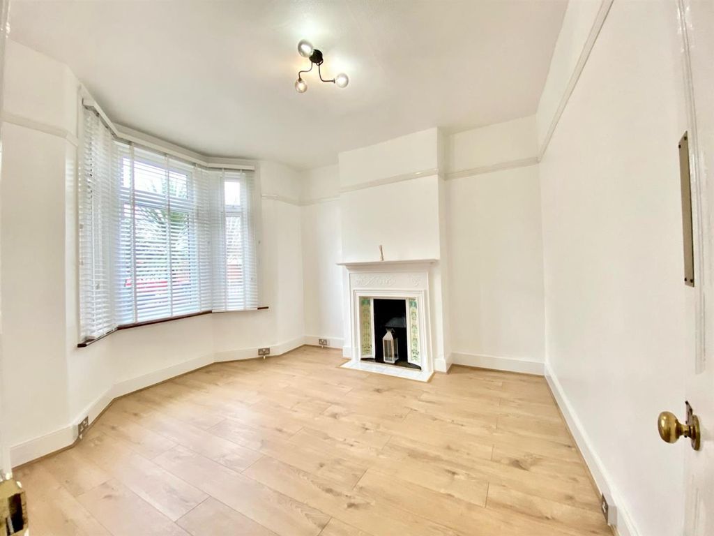 Property photo 3 of 11 03A.Jpg
