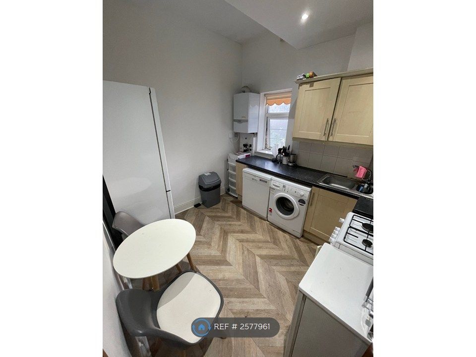 Property photo 2 of 4