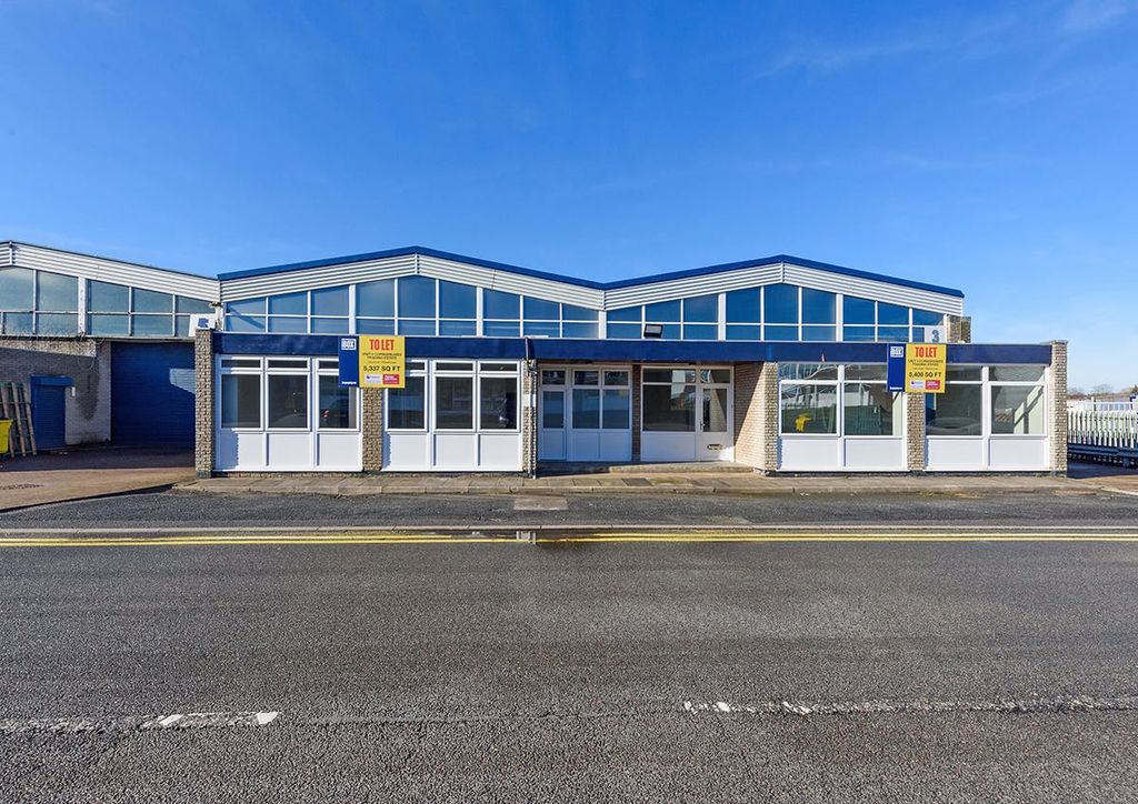 Property photo 1 of 2 3 &amp; 4_002.Jpg