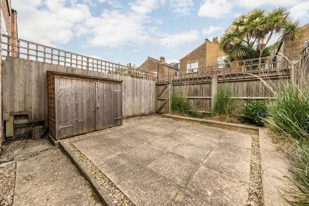 Property photo 3 of 8