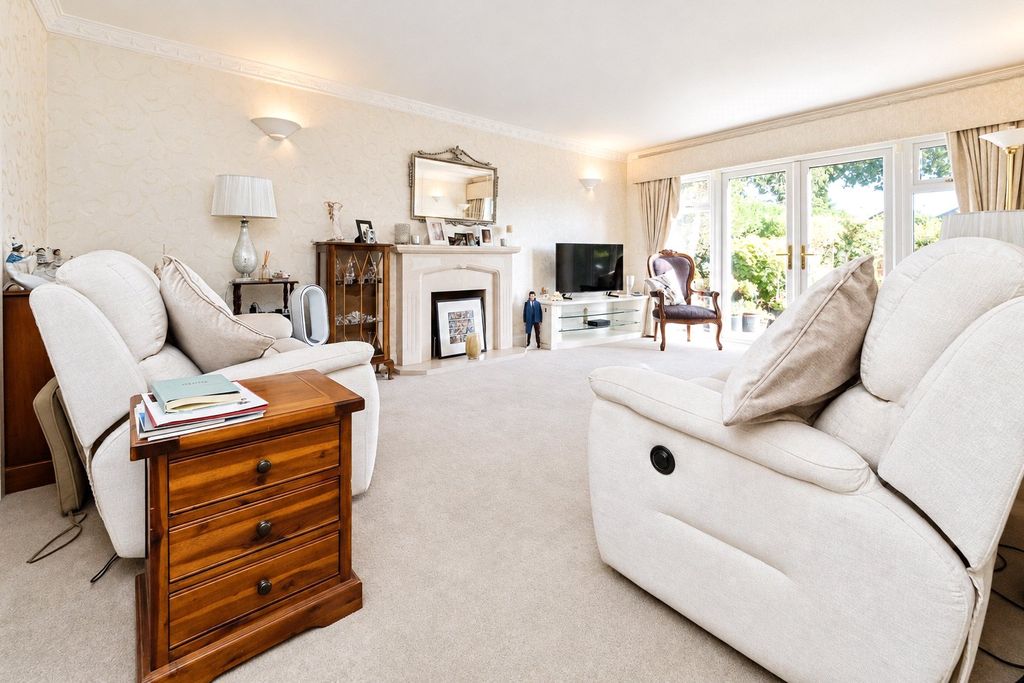 Property photo 2 of 36 Picture No. 62