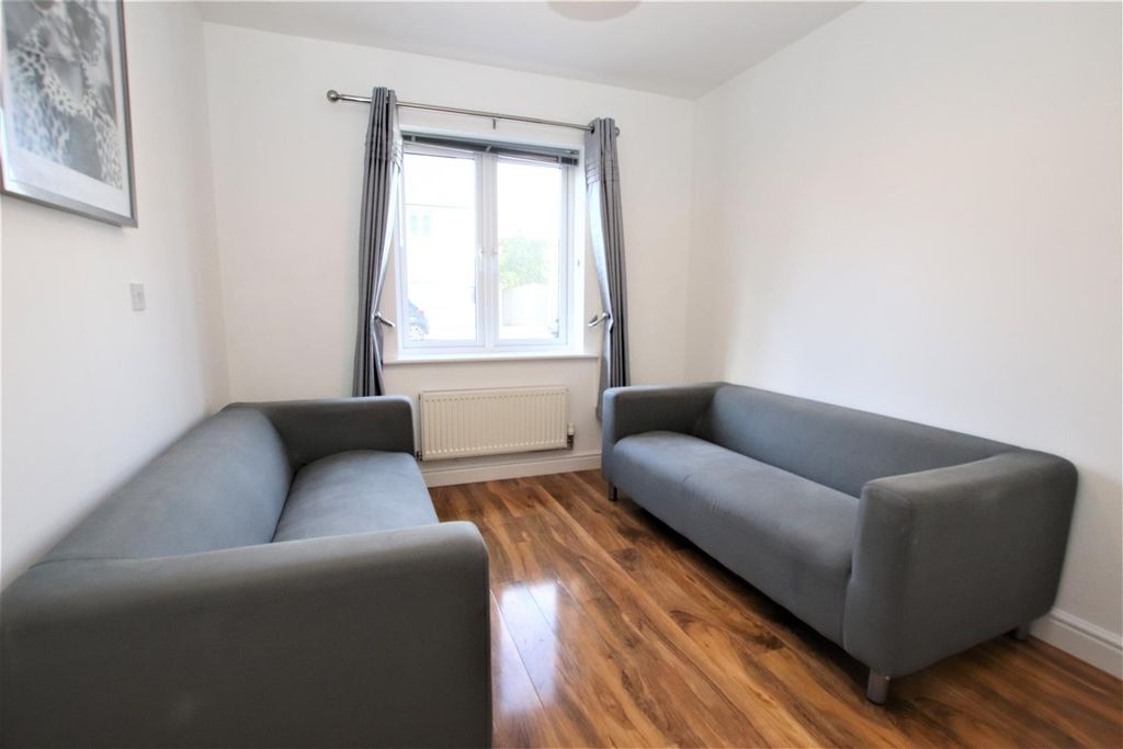 Property photo 2 of 16 Living Room.Jpg