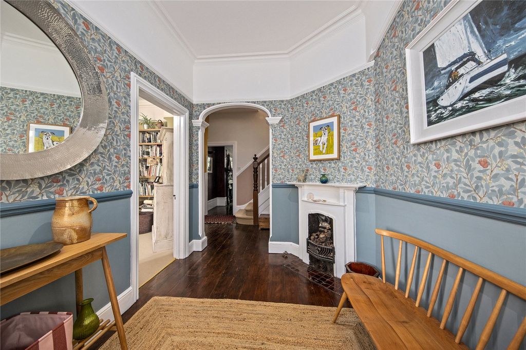 Property photo 2 of 11 Picture No. 02