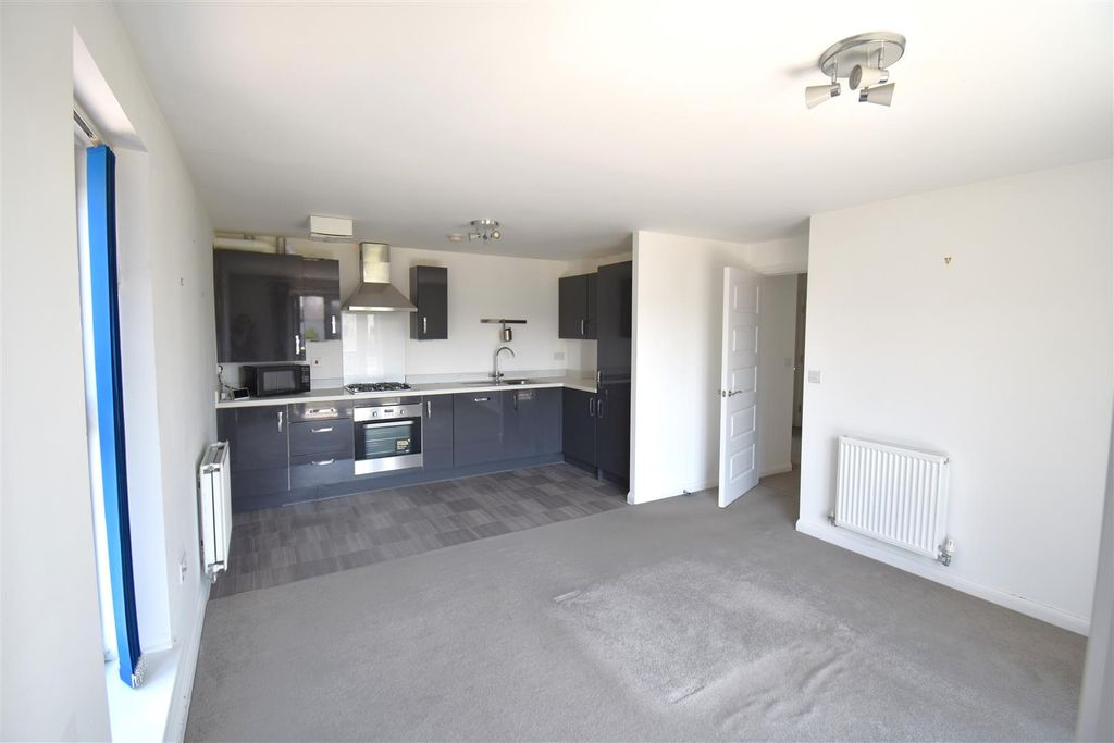 Property photo 2 of 12 2.Jpg