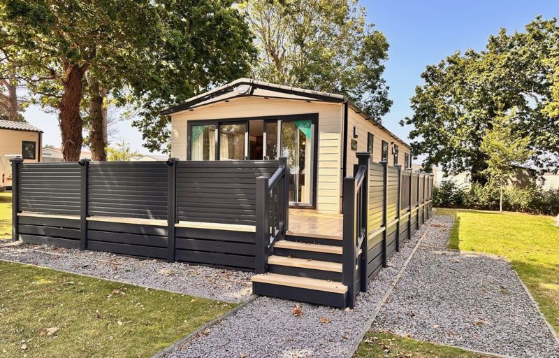 Property photo 1 of 19 Photo 88