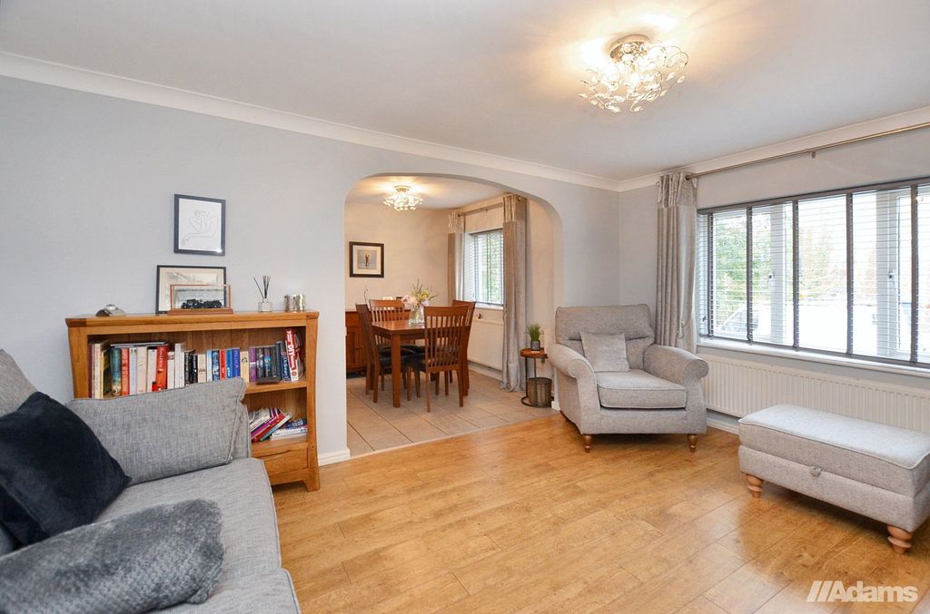 Property photo 2 of 21