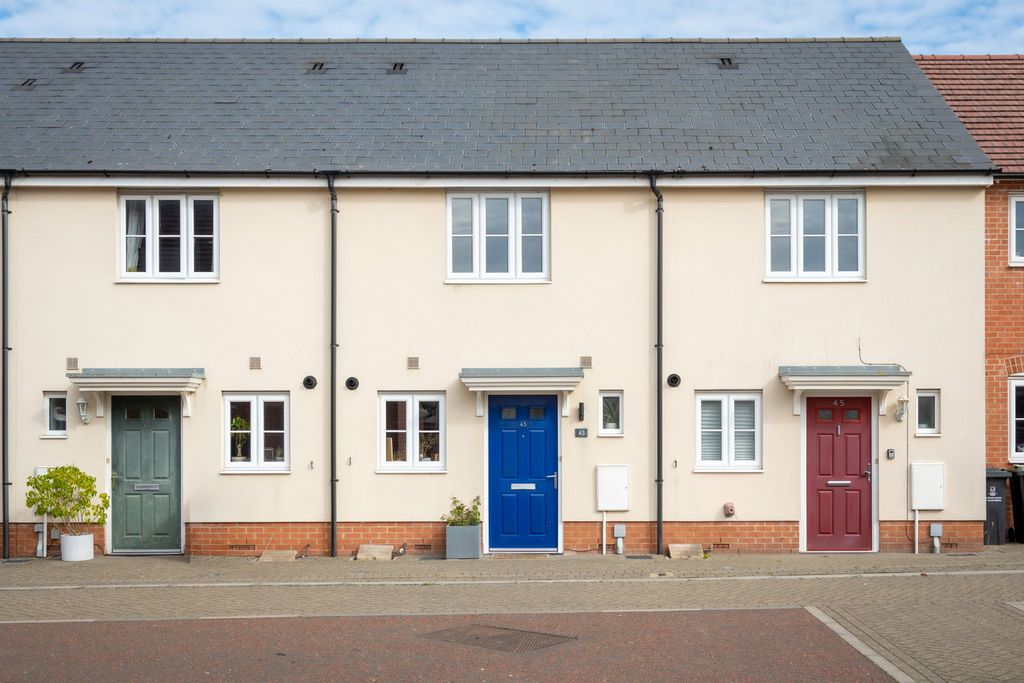 Property photo 1 of 29