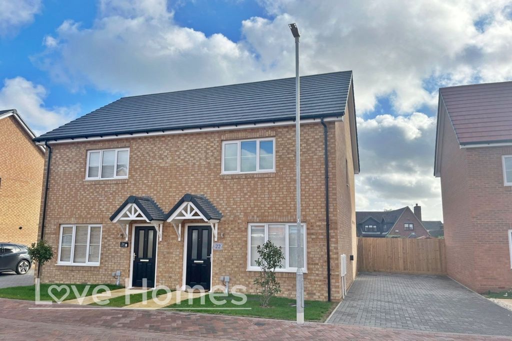 Property photo 1 of 9 4644580