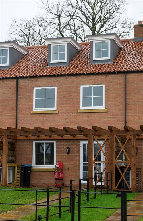 Property photo 2 of 21 Image