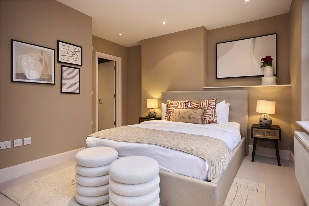 Property photo 2 of 36 Picture No. 30