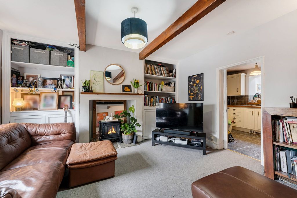 Property photo 3 of 22 Photograph 3