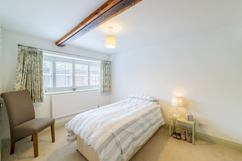 Property photo 3 of 19 5242816