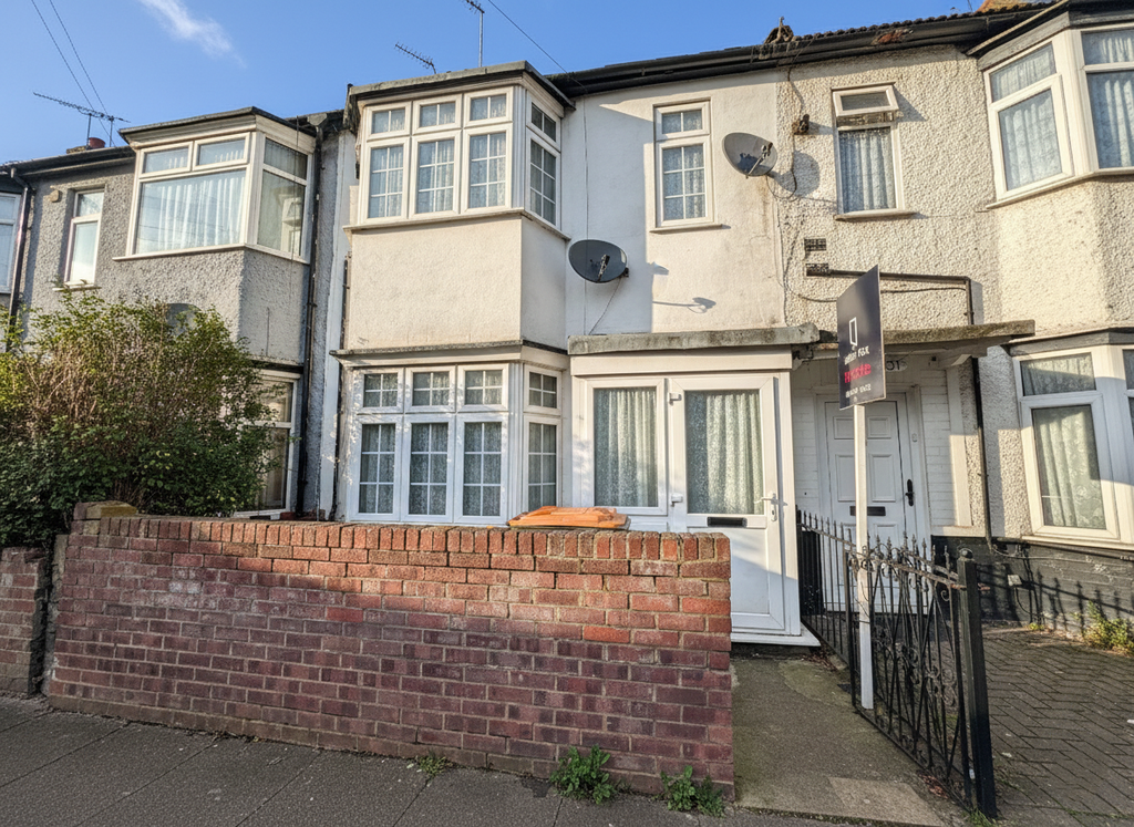 Property photo 1 of 17