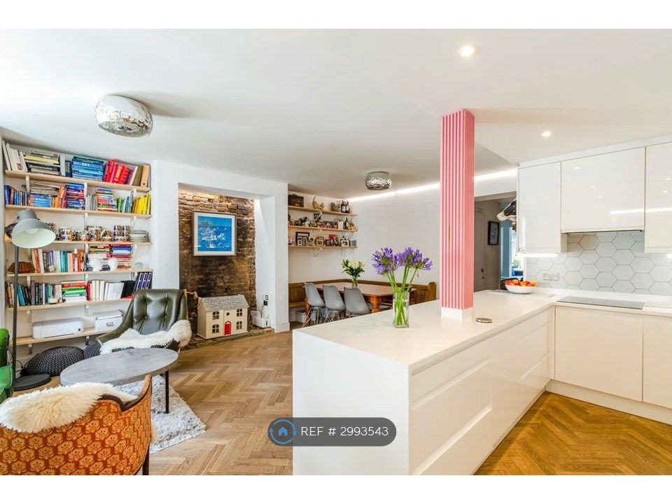 Property photo 2 of 15 Kitchen Diner