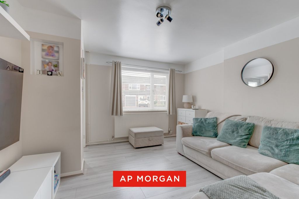 Property photo 3 of 13 Picture No. 10