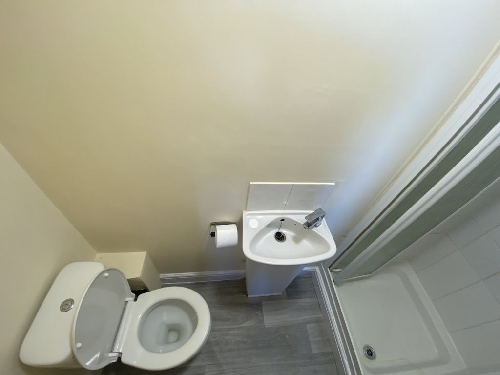 Property photo 3 of 4