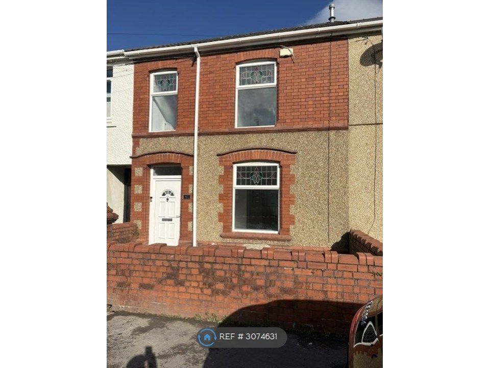 Property photo 1 of 9 Front Of House