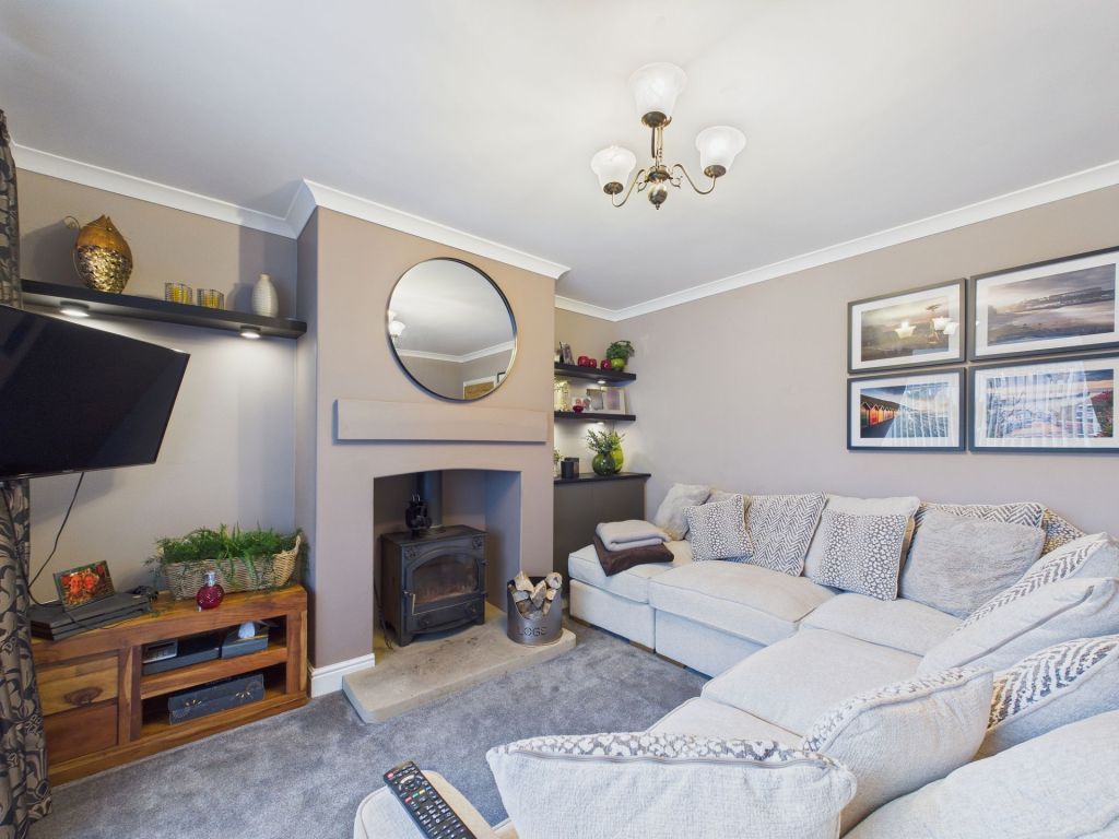 Property photo 2 of 23