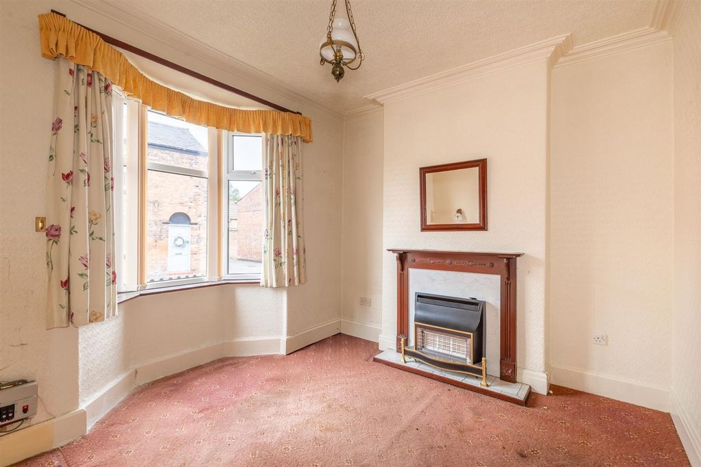 Property photo 2 of 13 15Marshlane-6.Jpg