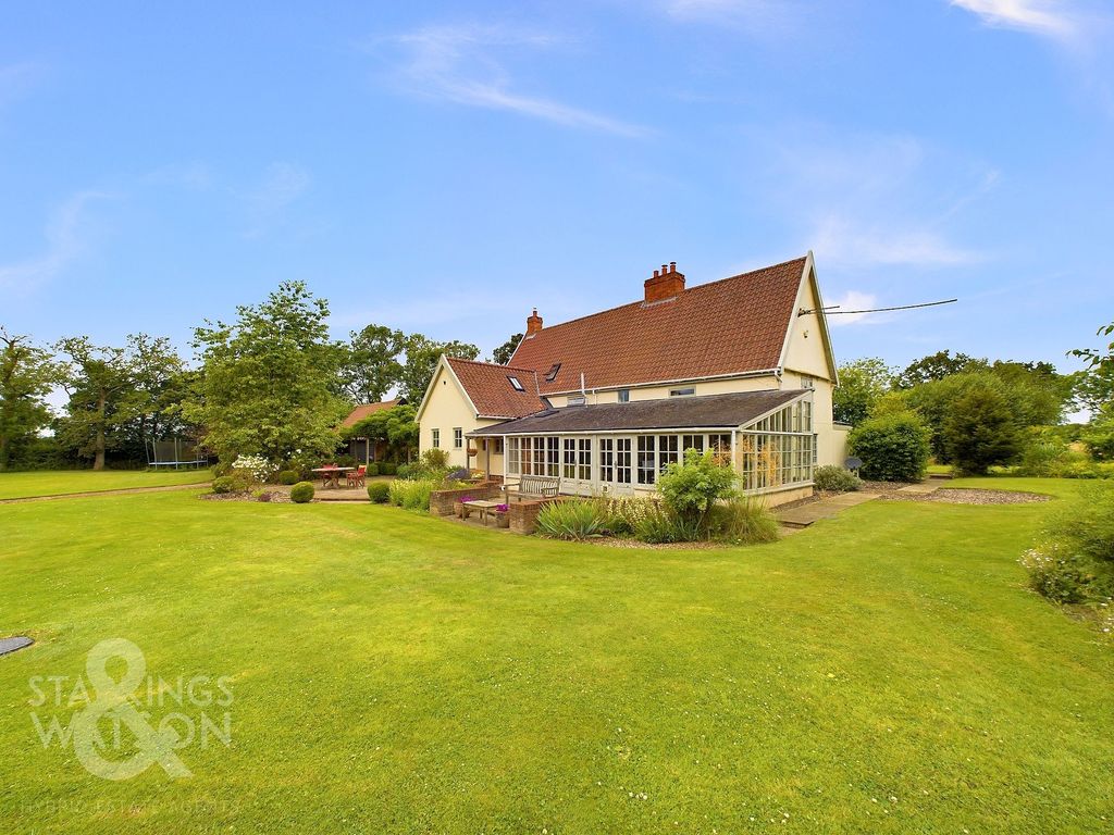 Property photo 1 of 57