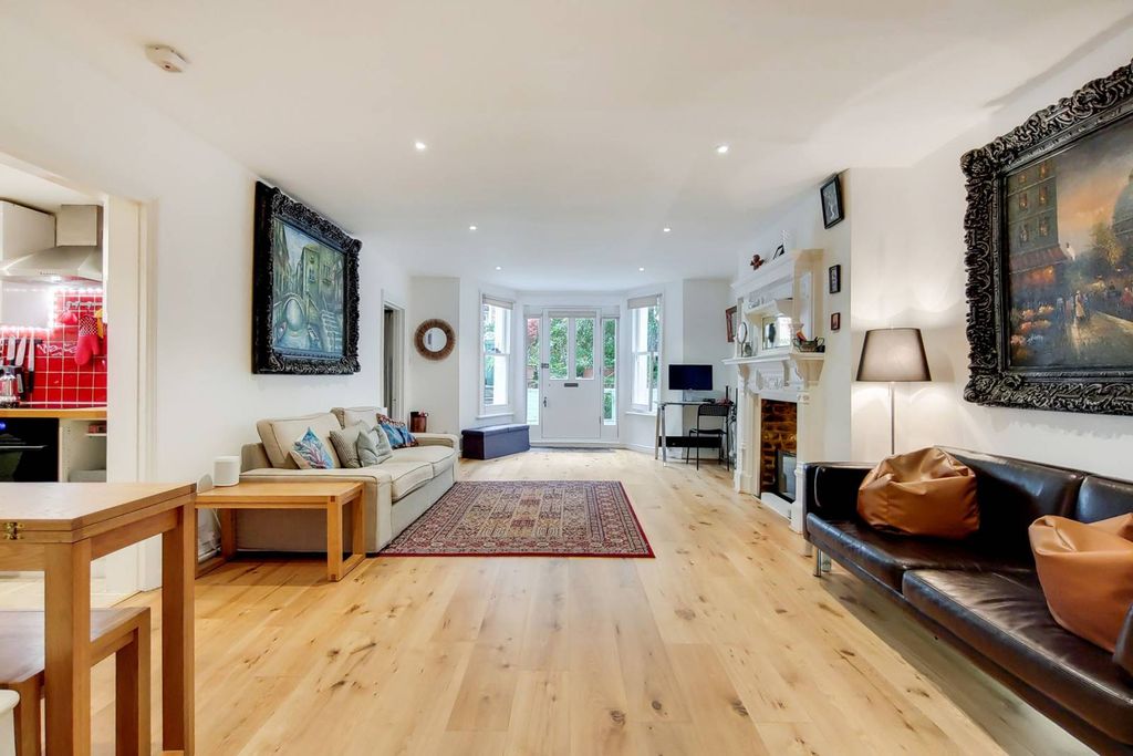Property photo 1 of 10