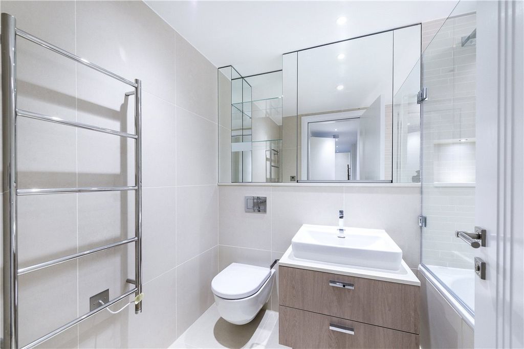 Property photo 3 of 6 Picture No. 16