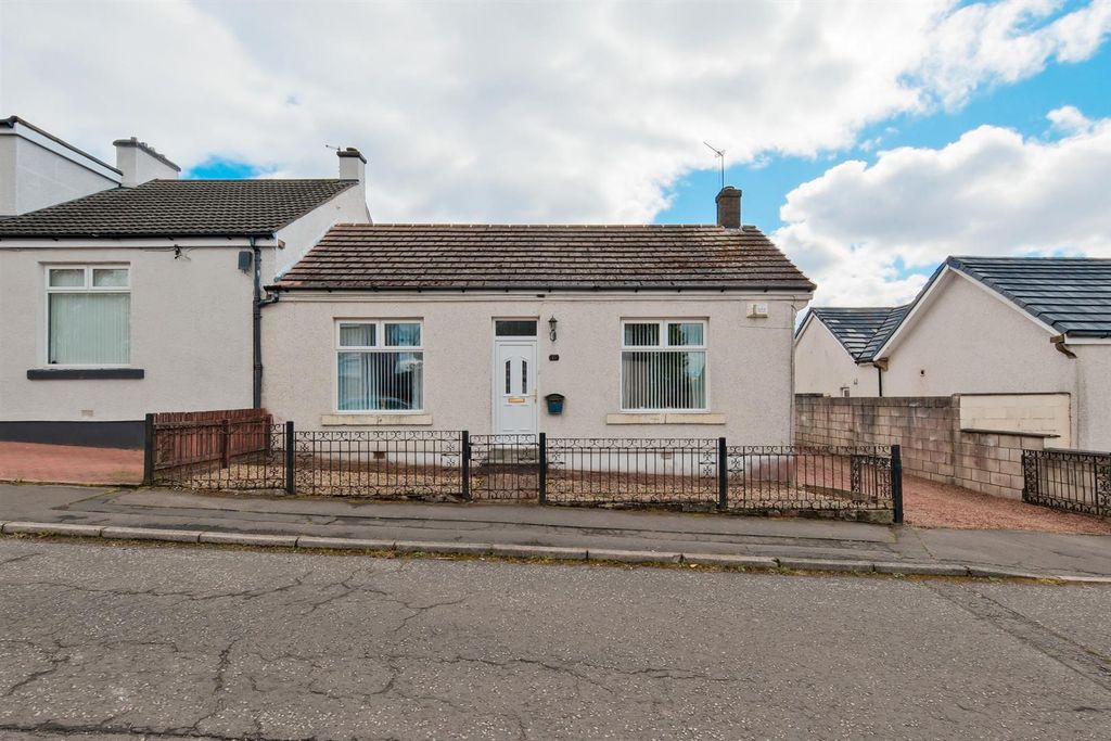 Property photo 1 of 33 001-15 Unity Park Shotts, ML7 4An.Jpg