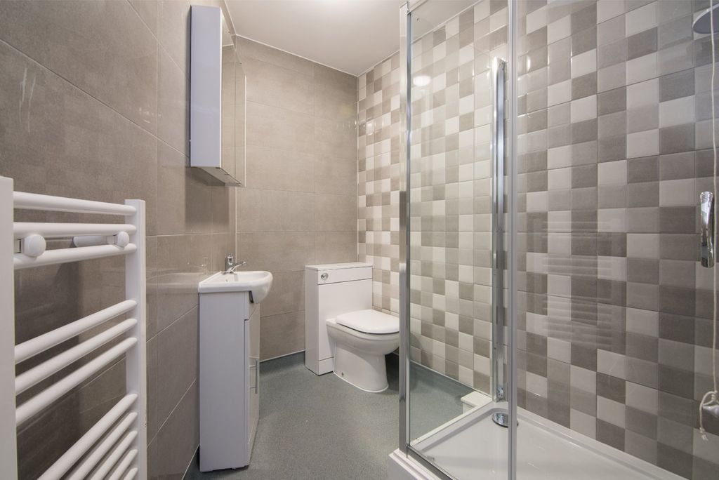 Property photo 2 of 4 Picture No. 04