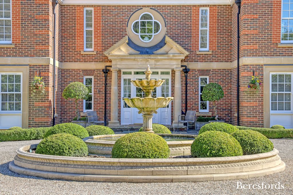 Property photo 3 of 24 Picture No. 18