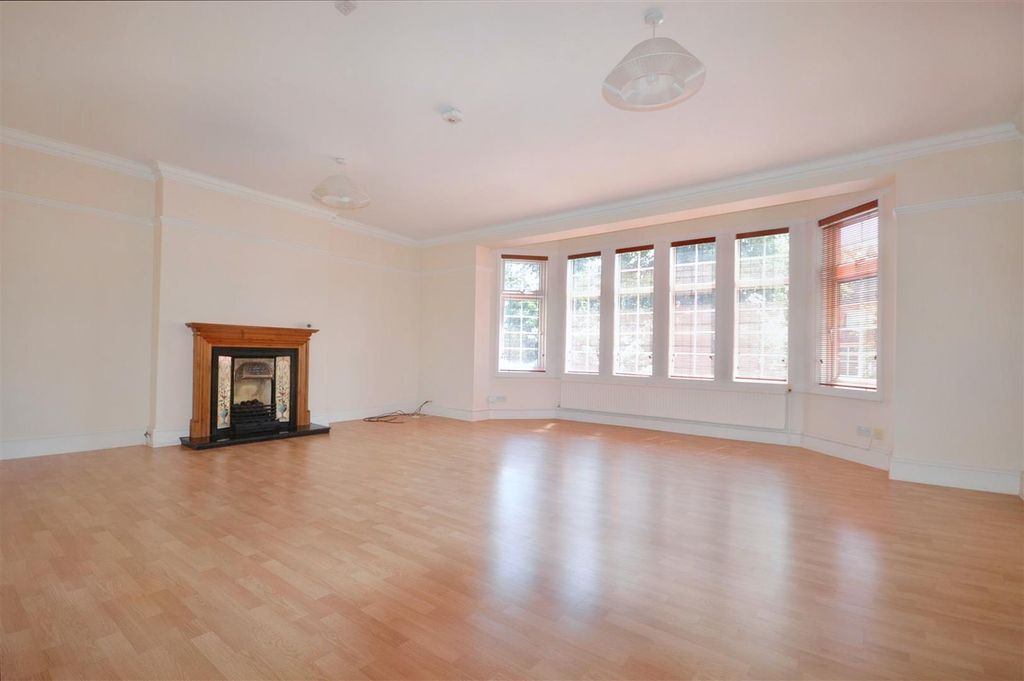 Property photo 2 of 8 Living Room
