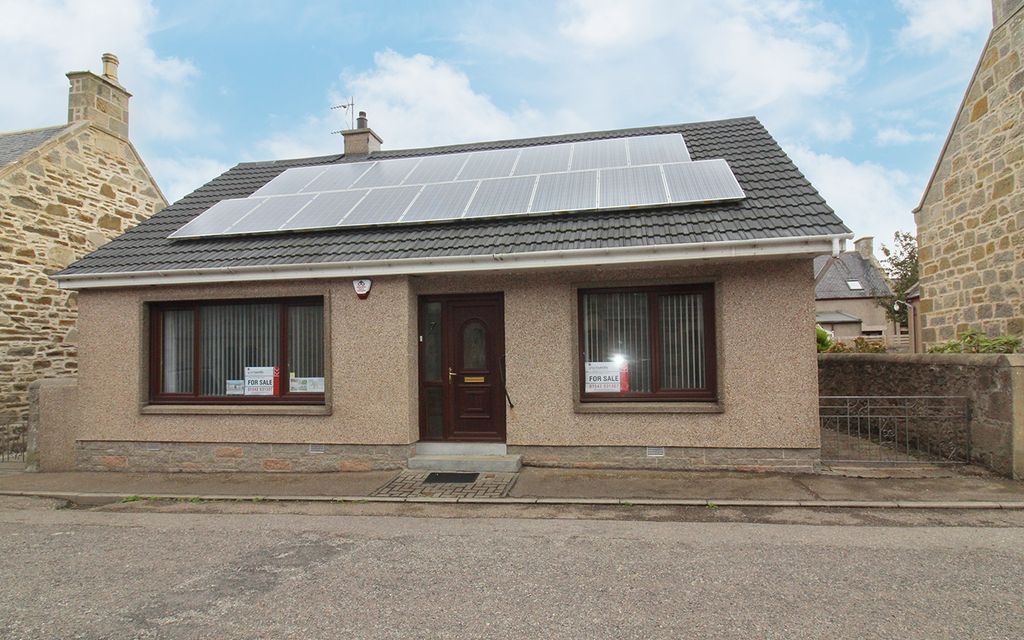 Property photo 2 of 19