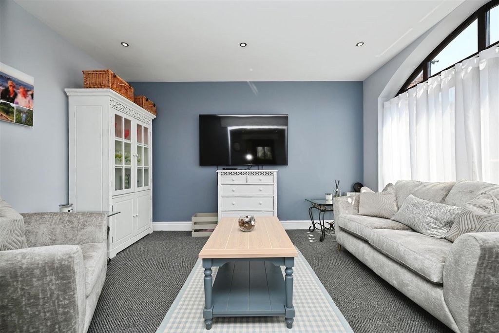 Additional image 57 of 5 bed detached house for saleEccleshall Road, Stafford ST16