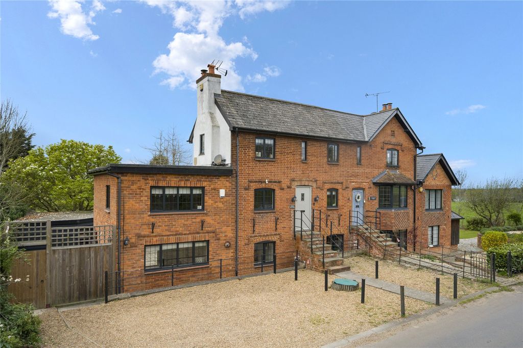 Property photo 1 of 18 Period Property