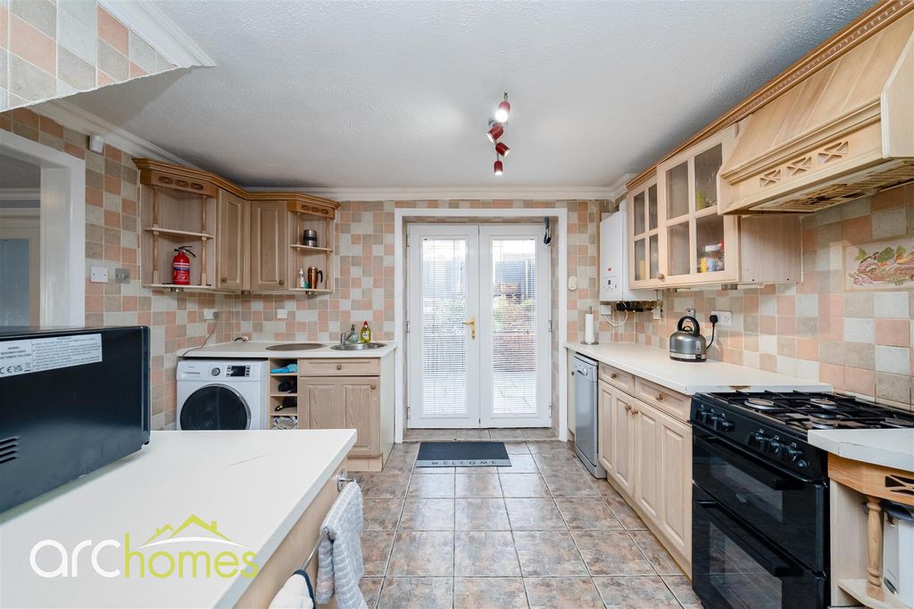 Property photo 3 of 35 Dsc07070-Edit.Jpg