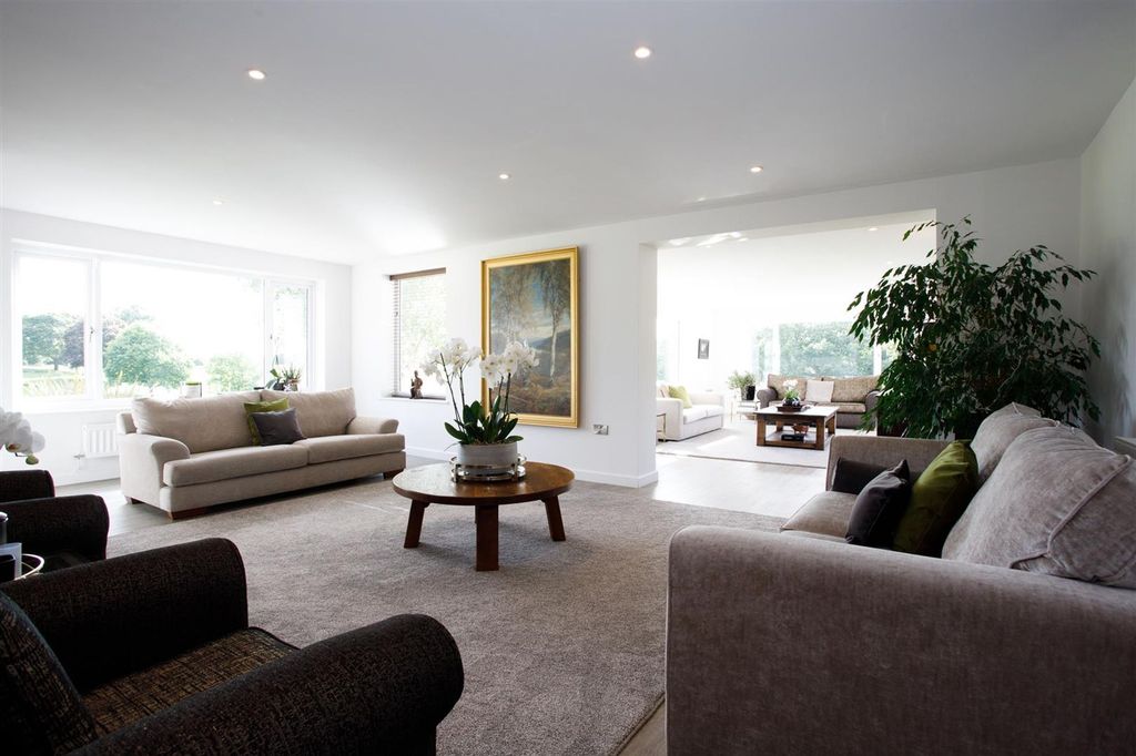 Property photo 3 of 40 Inter (3).Jpg