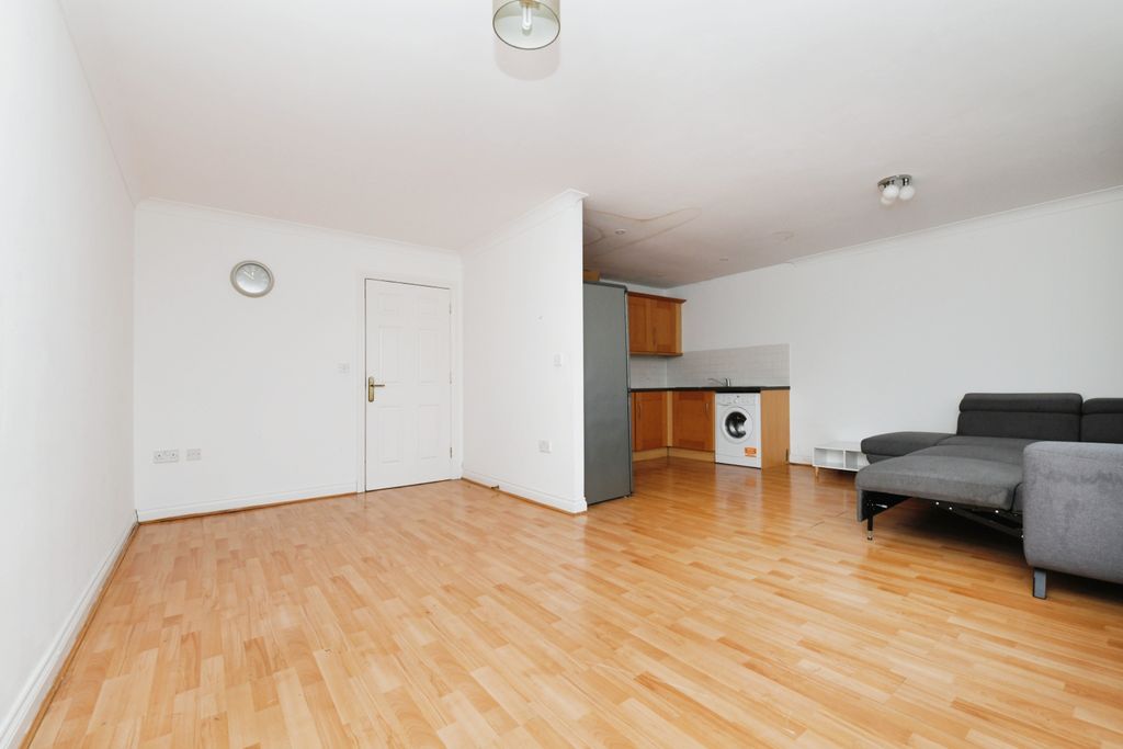 Property photo 2 of 15 Photography