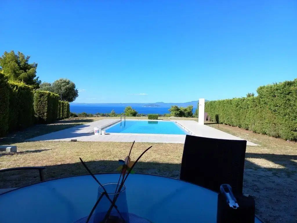 Property photo 1 of 25 For Sale – Villa 160 Sq.m. In Pefkochori, Halkidiki