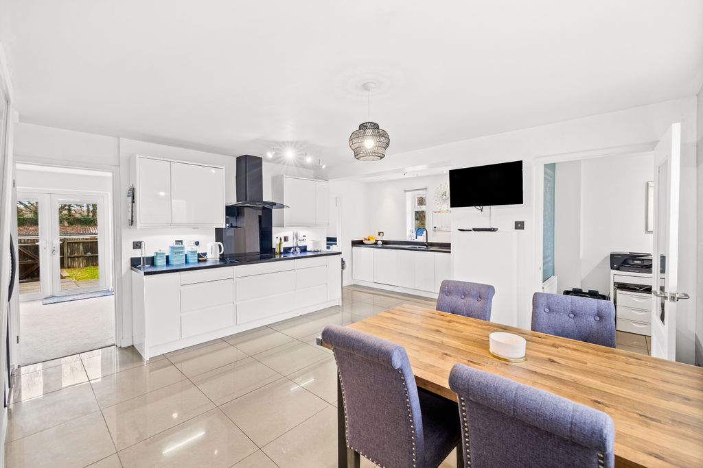 Property photo 1 of 13 Image (14).Jpg