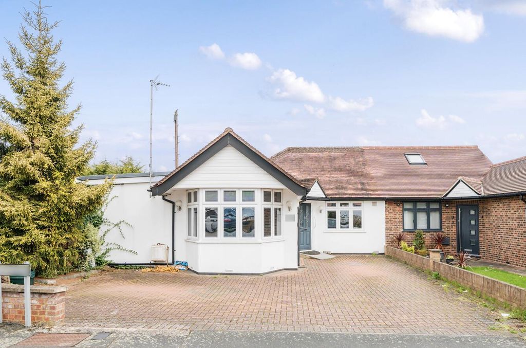 Property photo 1 of 12 Davidson Frost-Wellings, Dfw, Haig Road, Stanmore,