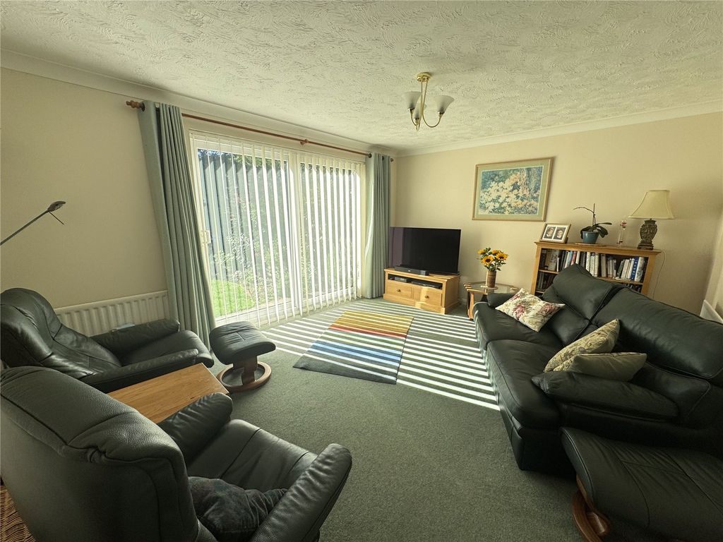 Property photo 3 of 15 Picture No. 20