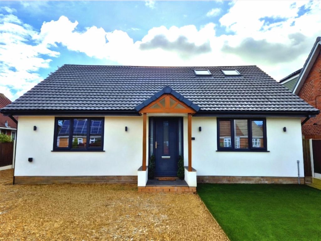 Property photo 1 of 35 10 Arrowsmith - New.Jpg