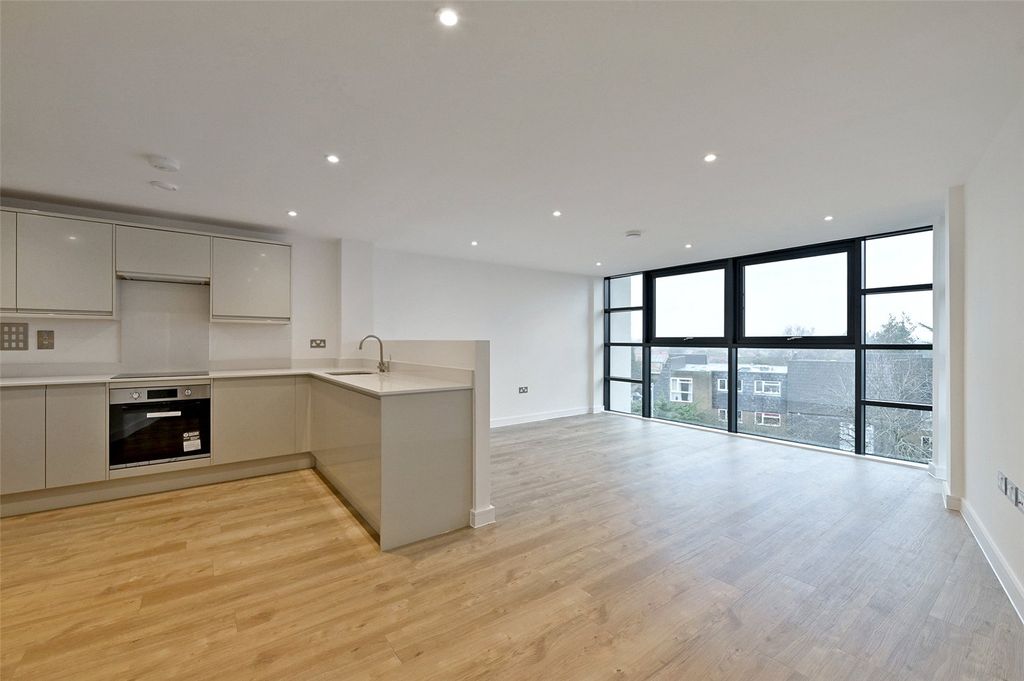 Property photo 1 of 10 Reception Room