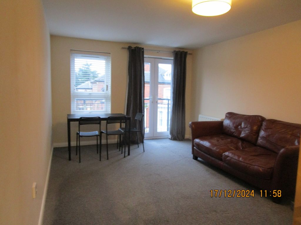 Property photo 2 of 10 Main Lounge &amp; Juliette Balcony