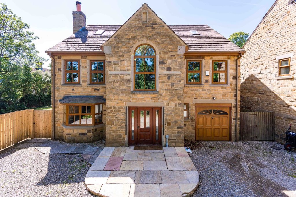 Property photo 2 of 30 Picture No. 66