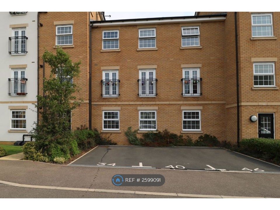 Property photo 1 of 12 Front Parking