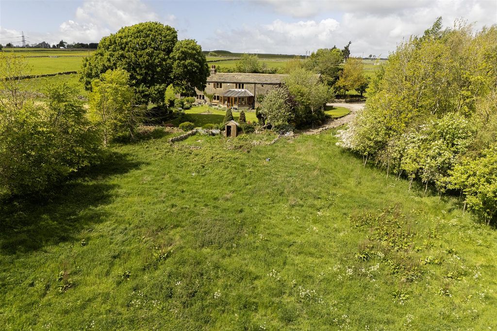 Additional image 4 of 5 bed detached house for saleSydale Farm, Upper Shay, Allerton, Bradford BD15