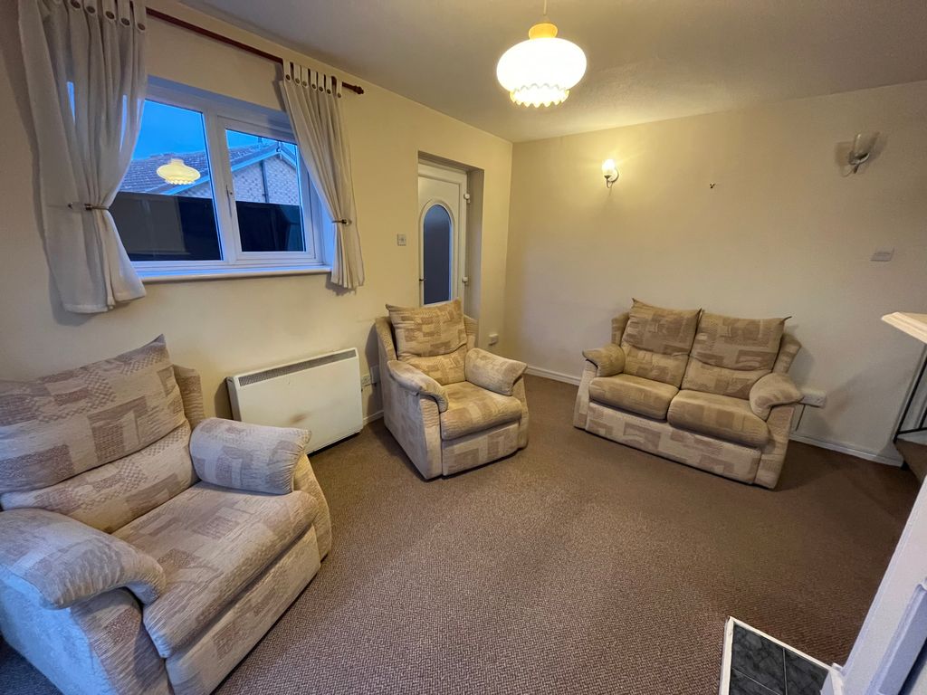 Property photo 3 of 16 2