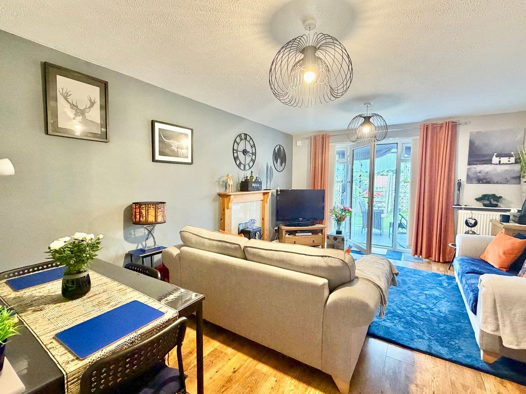 Property photo 3 of 23